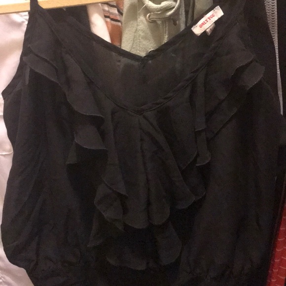 Blouse bundle - Picture 2 of 2